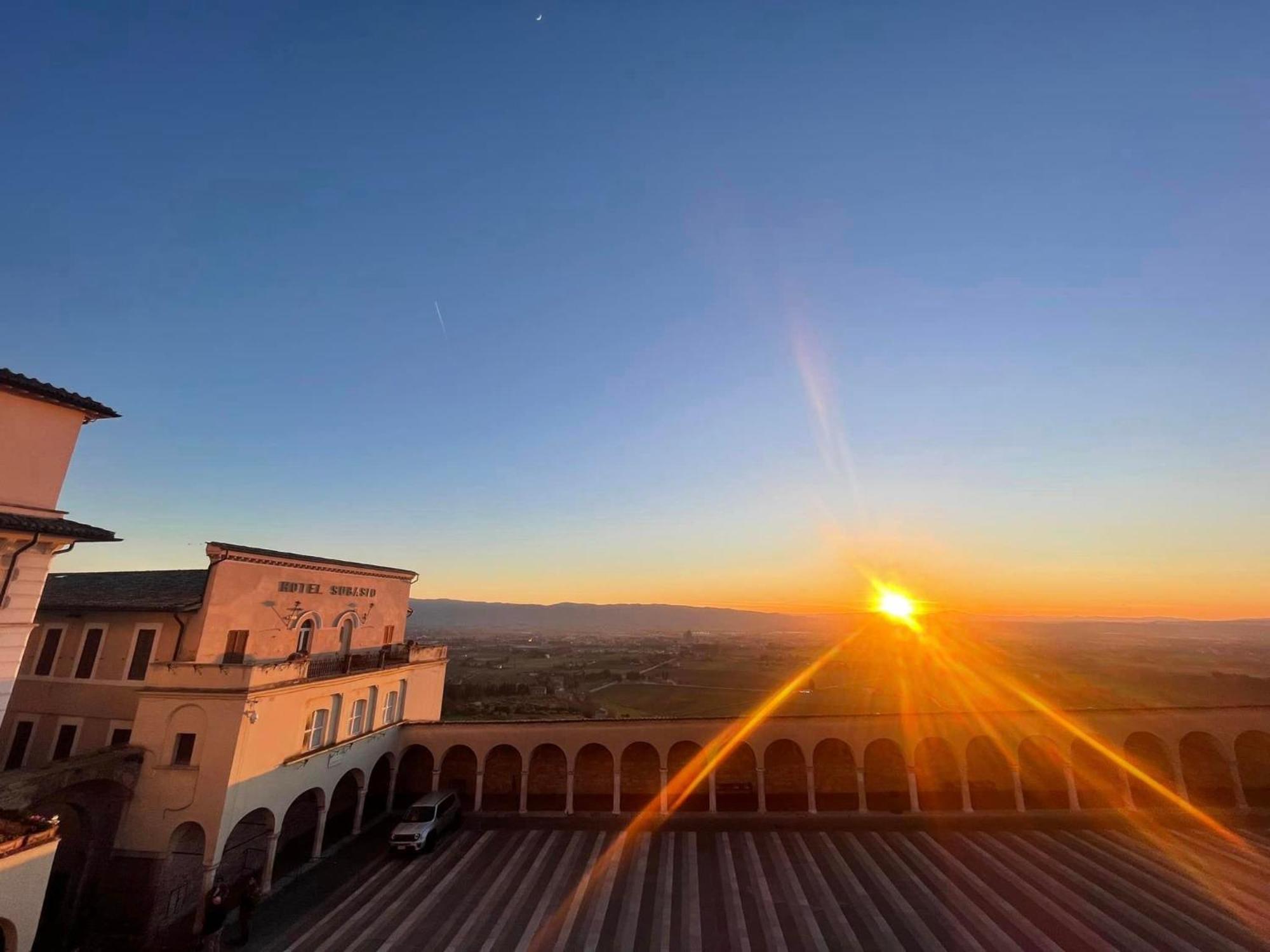 B&B La Terrazza Del Subasio Assisi Buitenkant foto