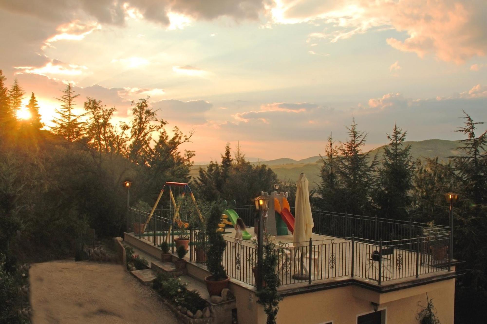 B&B La Terrazza Del Subasio Assisi Buitenkant foto
